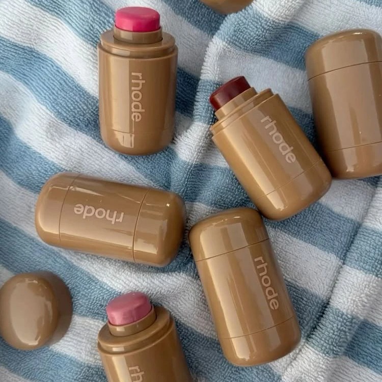 Marchio di lusso Pocket Blush  - Luxury Skincare And Makeup Brands recensione e prezzo