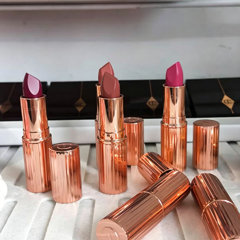 Set di Trucchi di Lusso Marca  - Luxury Skincare And Makeup Brands recensione e prezzo